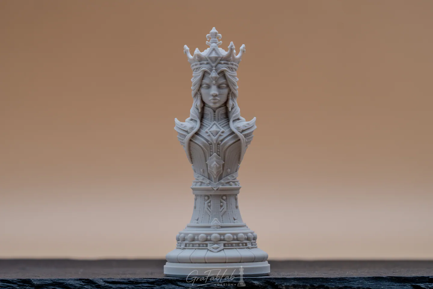 GraFabLab Chess 10 — Queen — Photo A