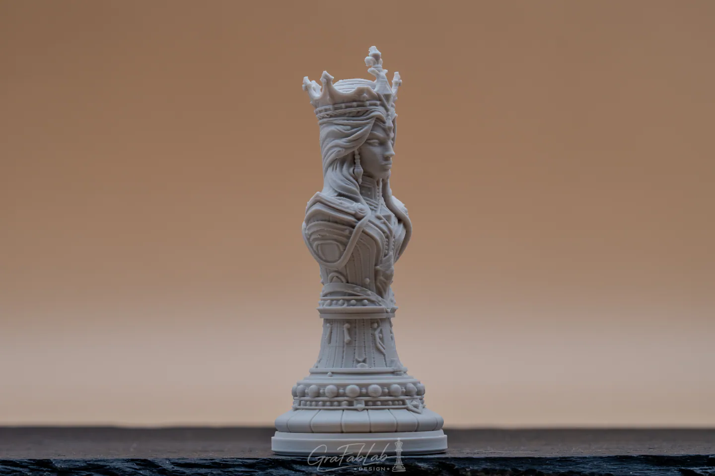 GraFabLab Chess 10 — Queen — Photo B