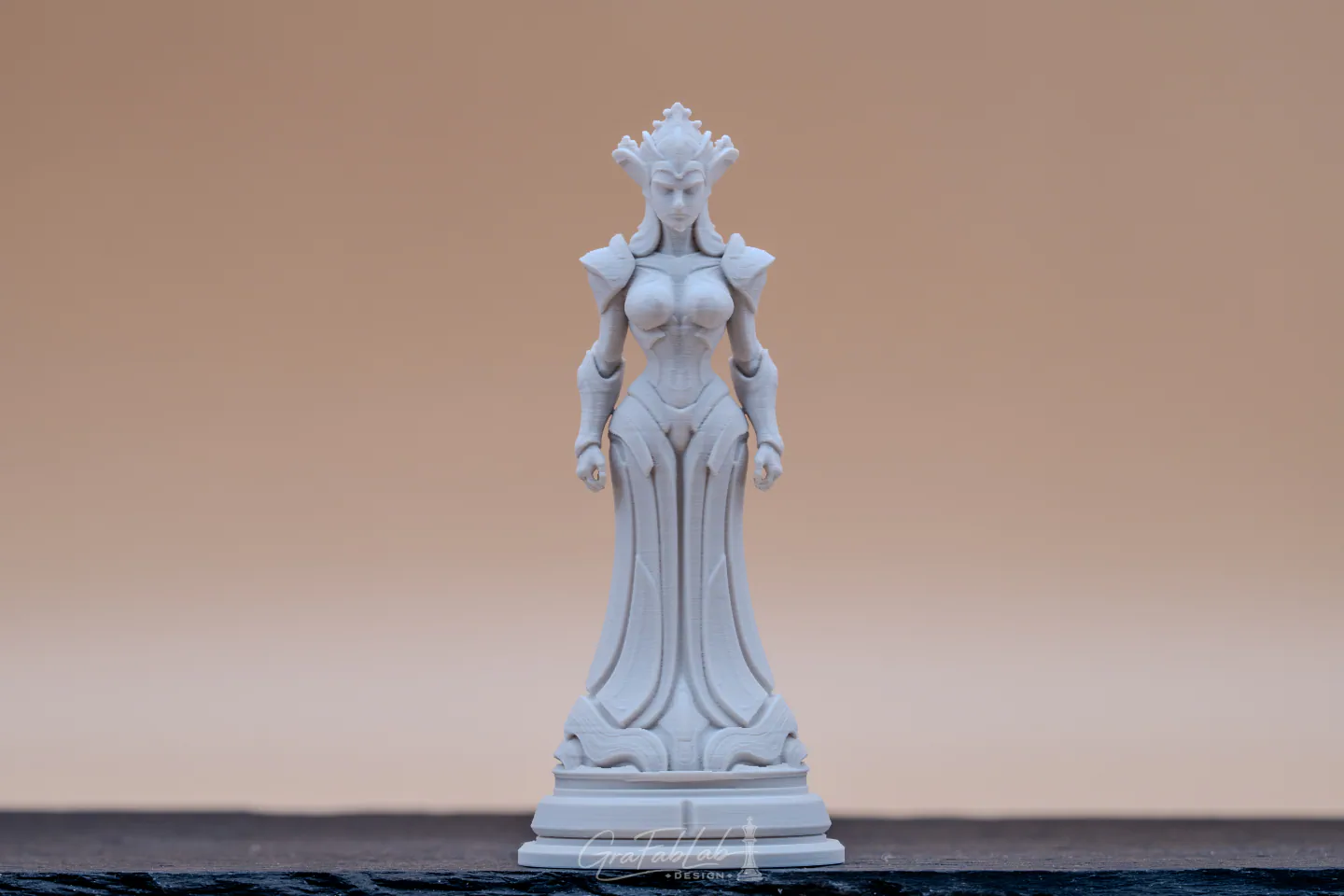 GraFabLab Chess 11 — Queen — Photo A