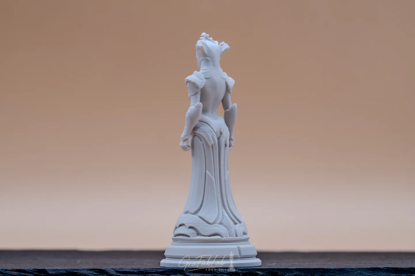 GraFabLab Chess 11 — Queen — Photo C