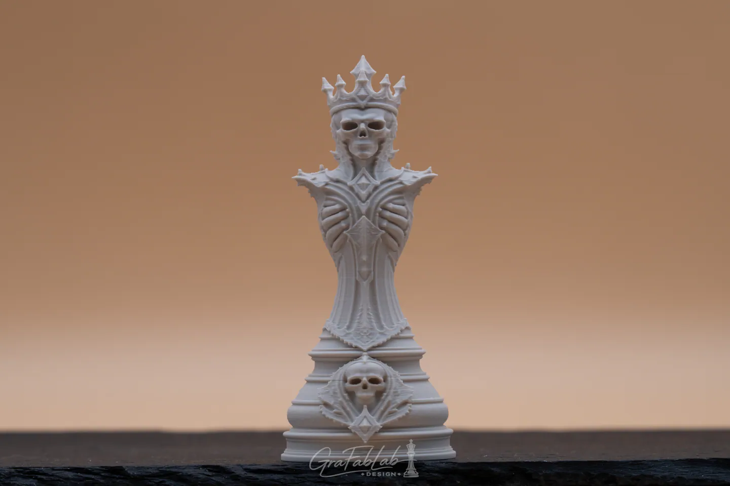 GraFabLab Chess 70 — Queen — Photo A