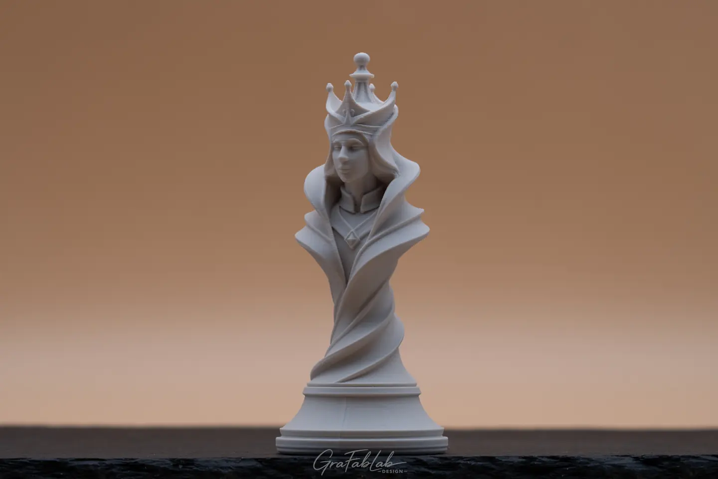 GraFabLab Chess 73 — Queen — Photo C